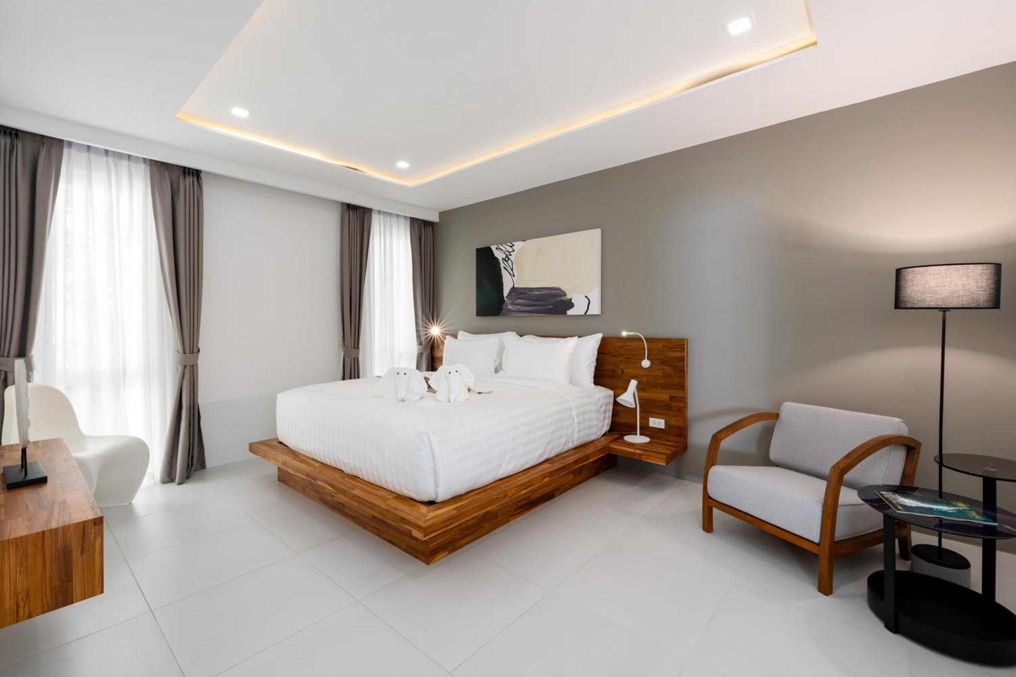 Unique Boutique Residences Strand Bang Rak Exterior foto