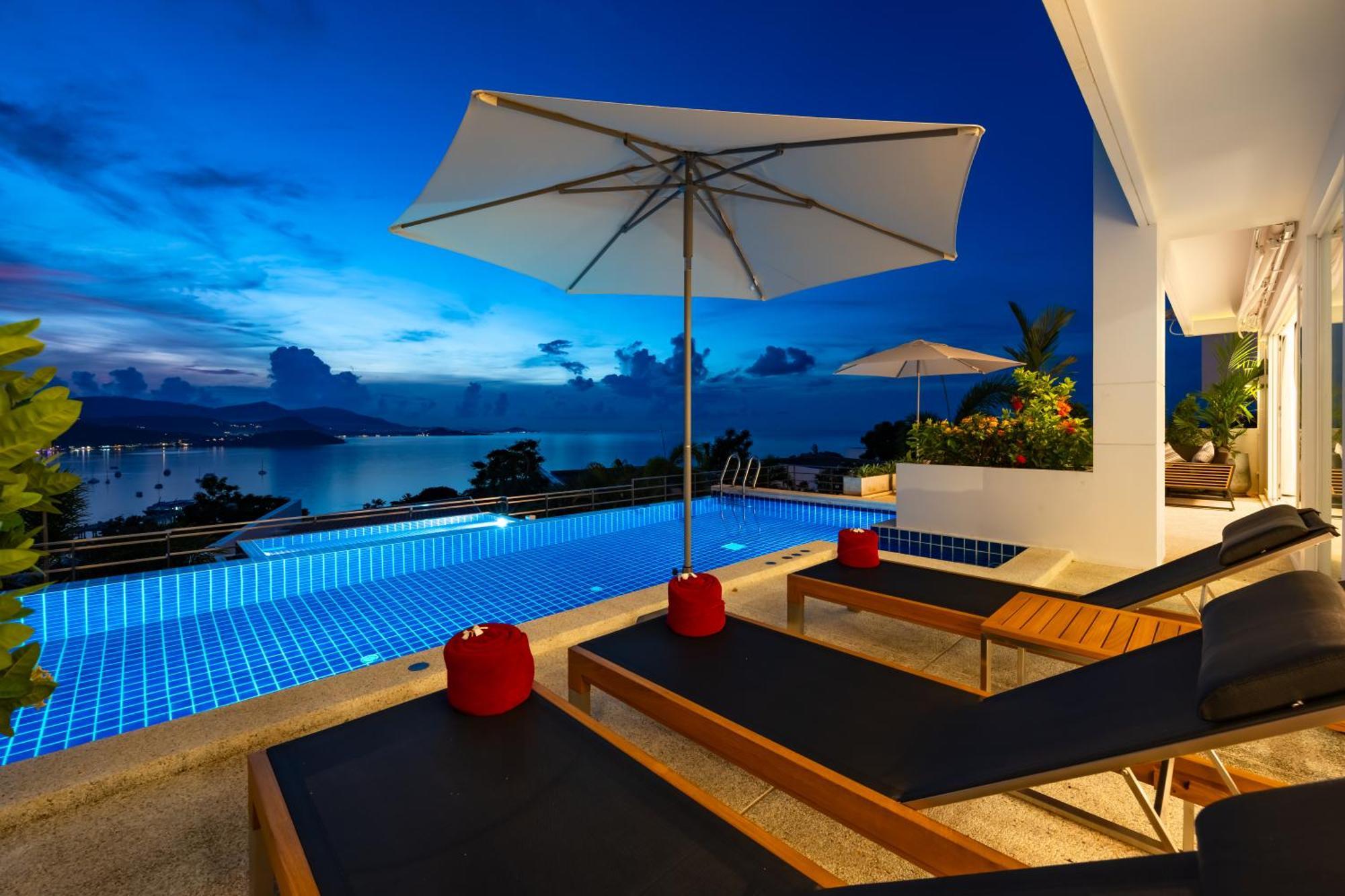 Unique Boutique Residences Strand Bang Rak Exterior foto